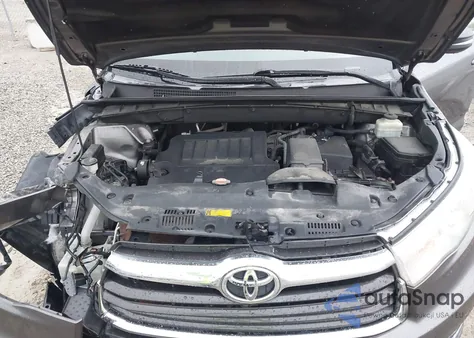 2015 Toyota Highlander Xle V6 from USA, damaged, VIN 5TDJKRFH2FS198098